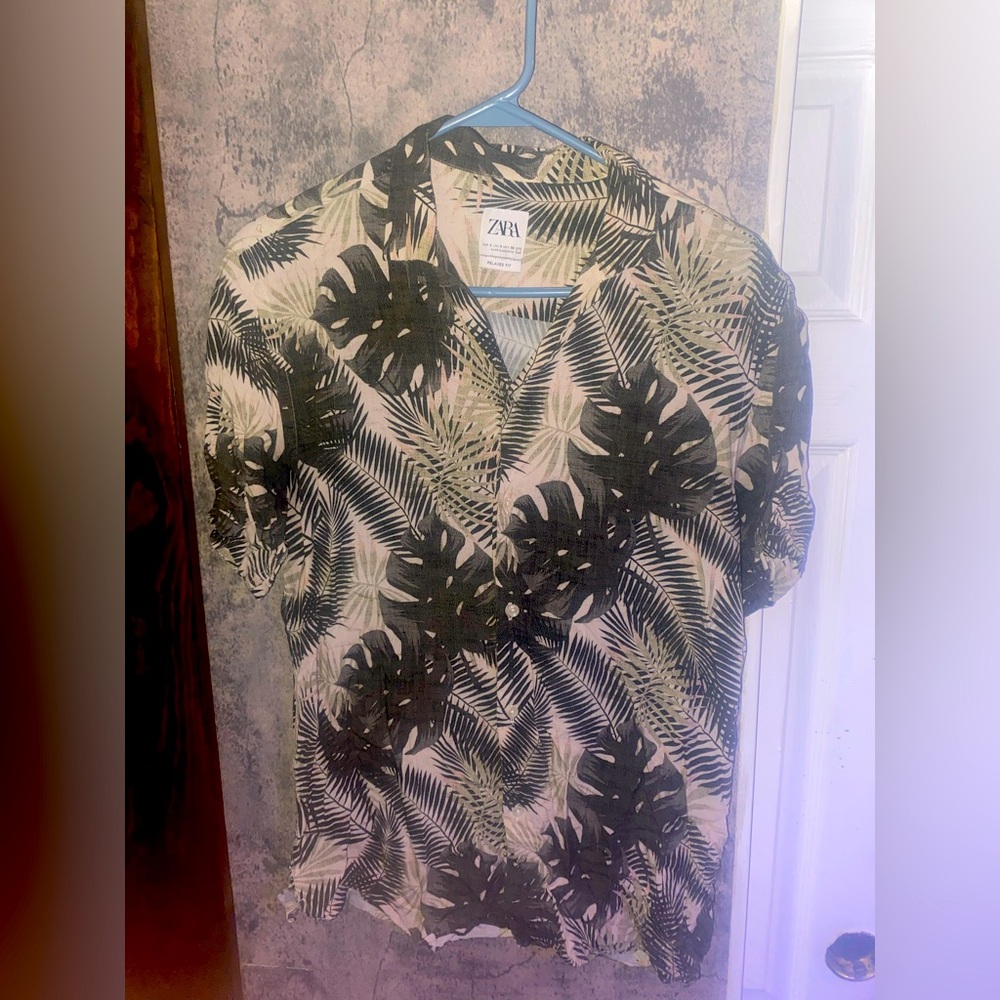 Zara plant printed button up shirt